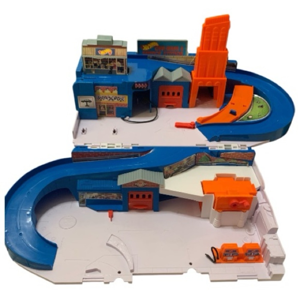 Hot Wheels Car Wash and Service Station